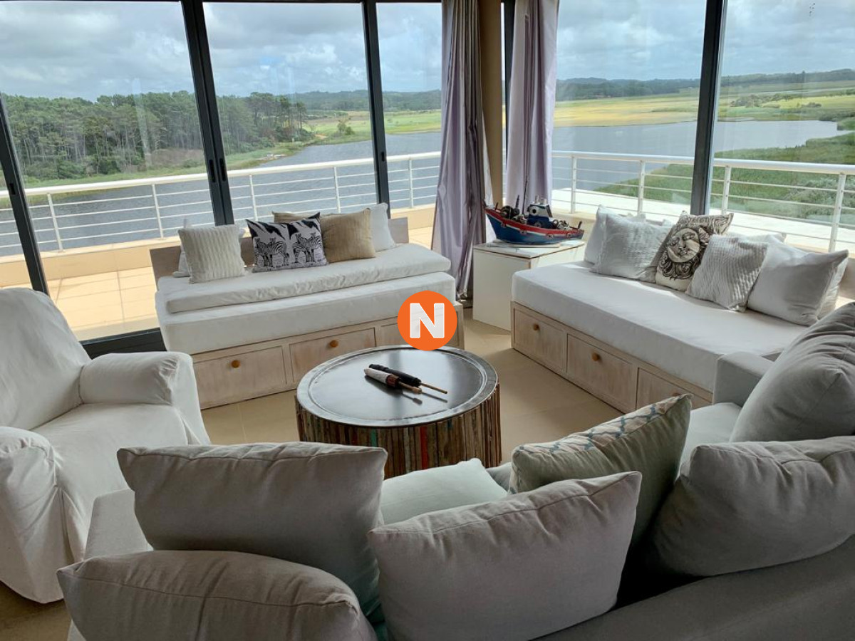 Apartamento Ref.216761 - Apartamento en espectacular vista en Punta del Este!