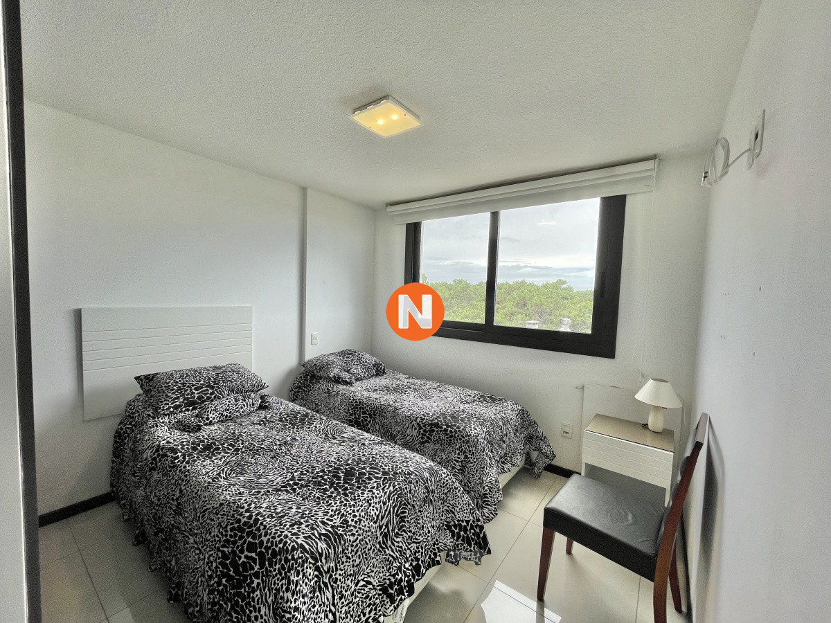 Apartamento Ref.213443 - ALQUILER  APARTAMENTO DE 3 DORMITORIOS EN PISO ALTO EN EDIFICIO STRADIVARIUS PUNTA DEL ESTE