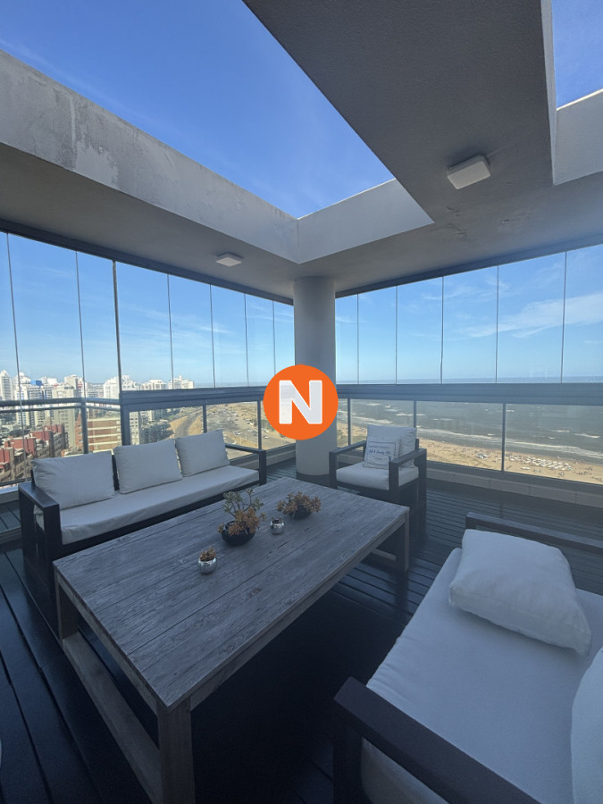 Apartamento Ref.224550 - Penthouse a la Venta, Edificio Imperiale