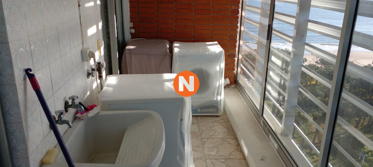 Apartamento Ref.204123 - Apartamento en Venta, Mansa, Punta del Este, 3 Dormitorios.