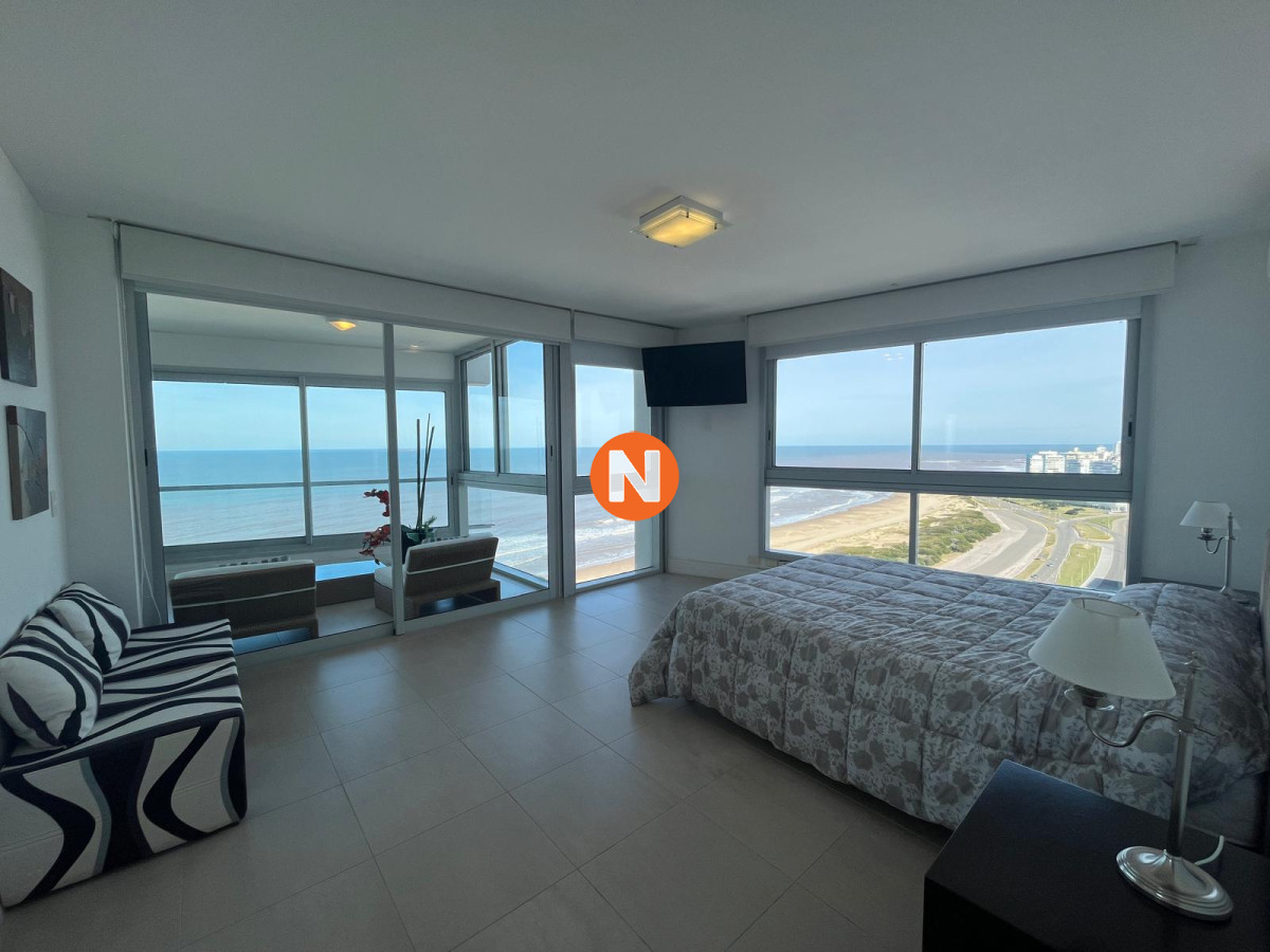 Apartamento Ref.8621 - Apartamento en Venta y Alquiler, Brava, Punta del Este, 3 Dormitorios.