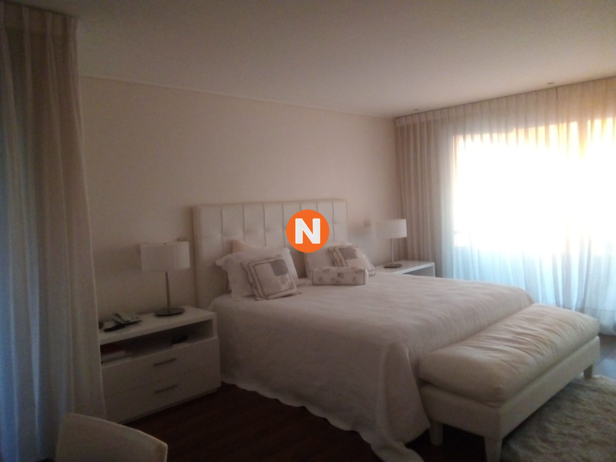 Apartamento Ref.216696 - Exclusivo apartamento frente al puerto, 4 suites