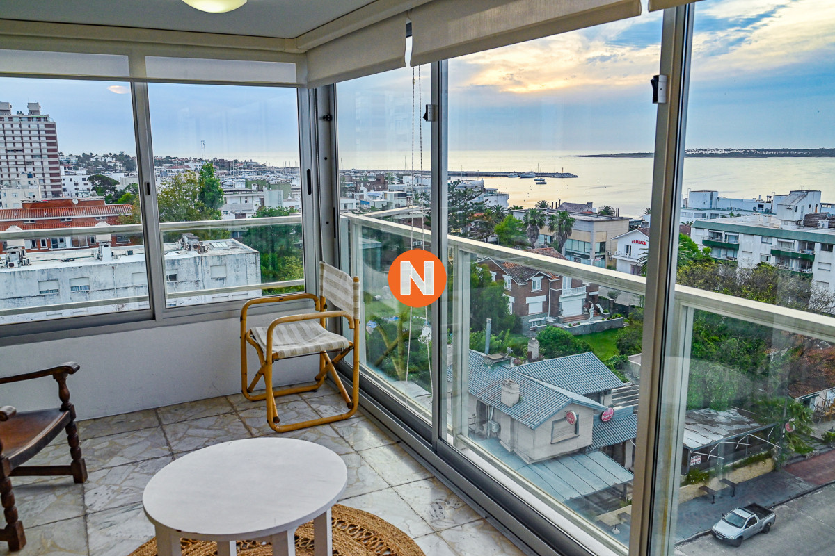 Apartamento Ref.223021 - Hermoso Apartamento en Venta en Zona Puerto