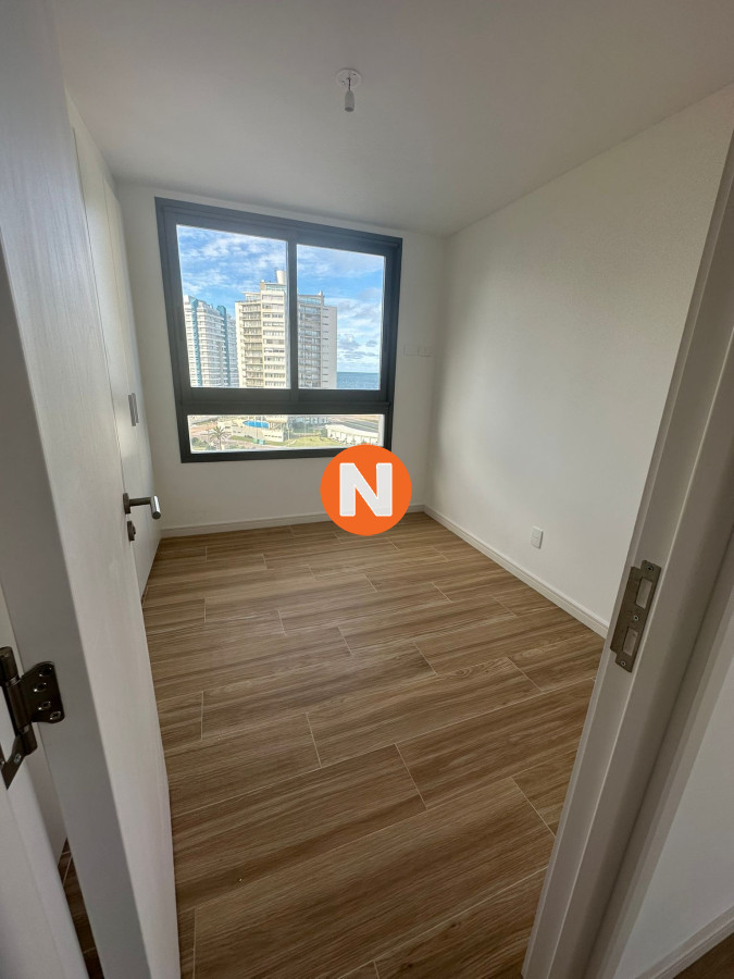 Apartamento Ref.221100 - Apartamento en Venta en Playa Brava