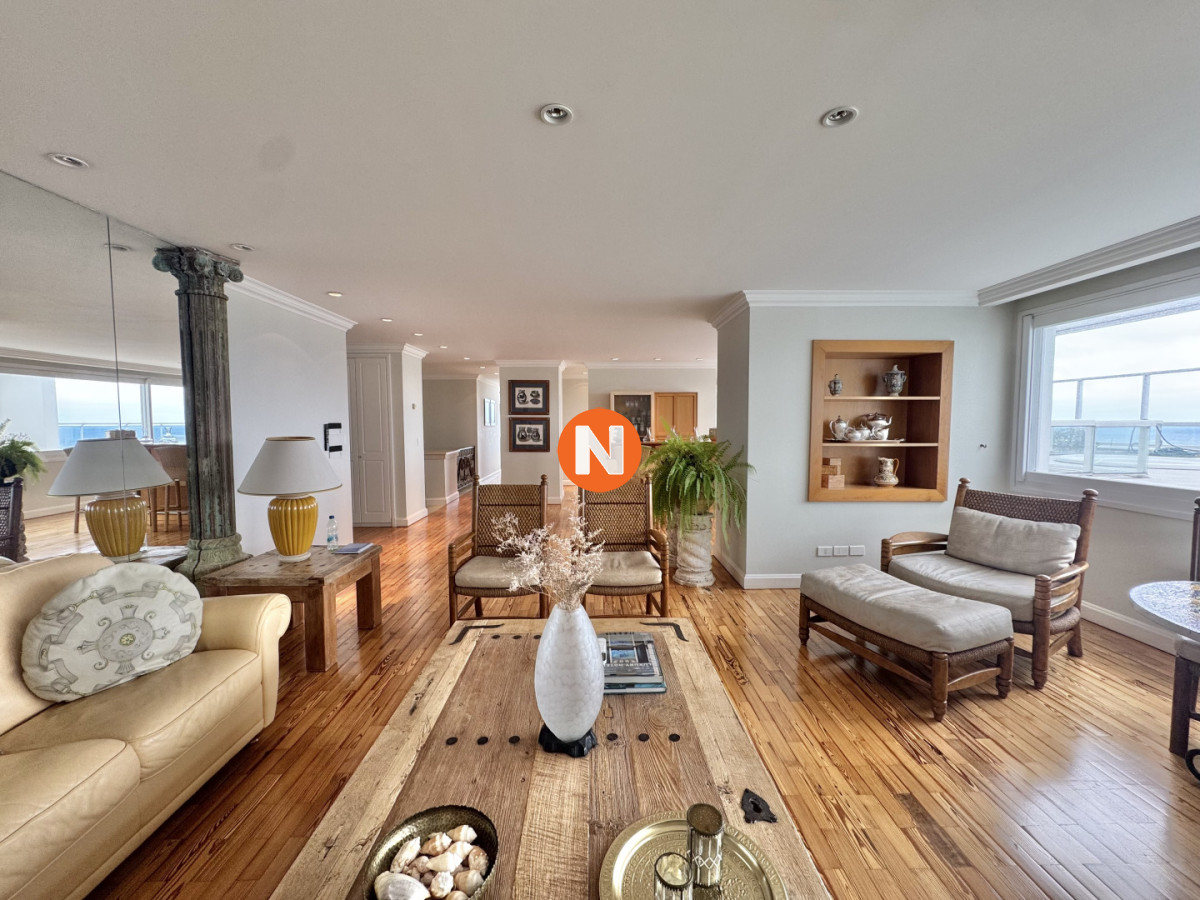 Apartamento Ref.225284 - ESPECTACULAR APARTAMENTO PENTHOUSE DUPLEX EN MILENIUM PUNTA DEL ESTE