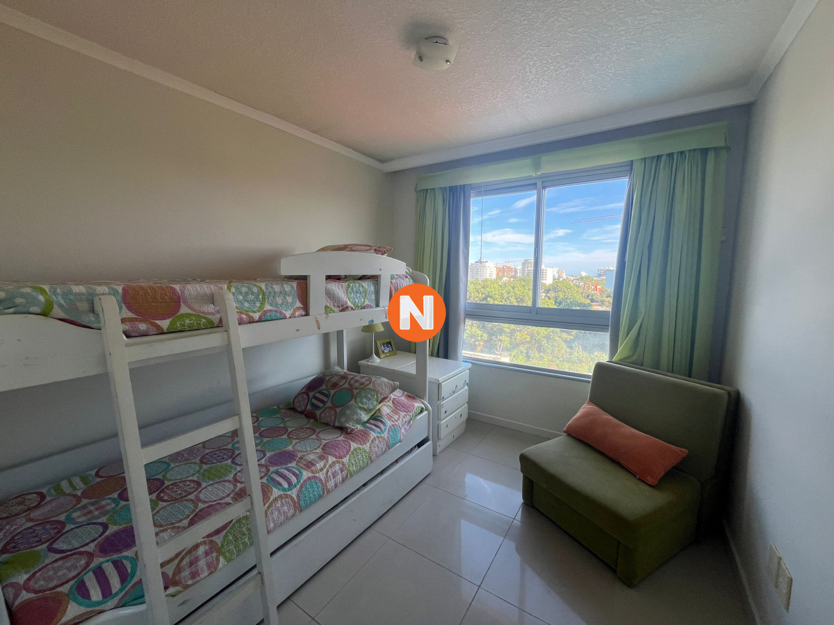 Apartamento Ref.204121 - Apartamento en Venta, Brava, Punta del Este, 3 Dormitorios.