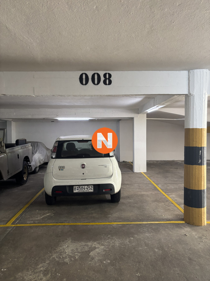 Apartamento Ref.111 - Apartamento en Alquiler, Peninsula, Punta del Este, 3 Dormitorios.