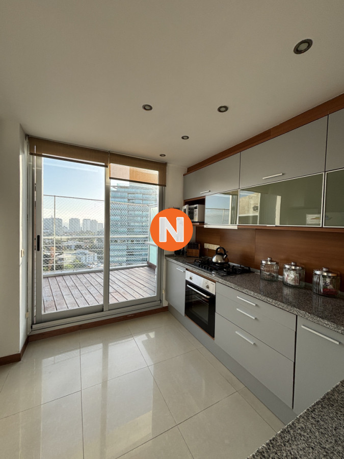 Apartamento Ref.200635 - Penthouse a la Venta, en Roosevelt, 3 dormitorios