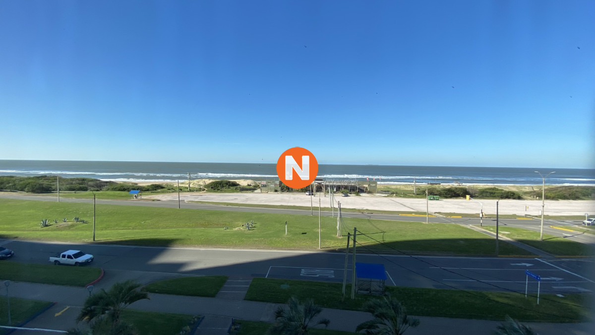 Apartamento Ref.218862 - Exclusivo Apartamento de 2 dormitorios frente a Playa Brava Punta del Este