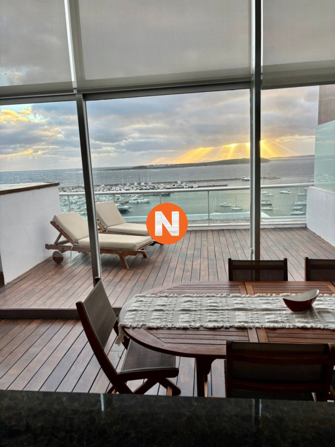 Apartamento Ref.202410 - Penthouse Dúplex de Lujo en la Península - 4 Suites, Piscina Privada y Vista Única al Puerto