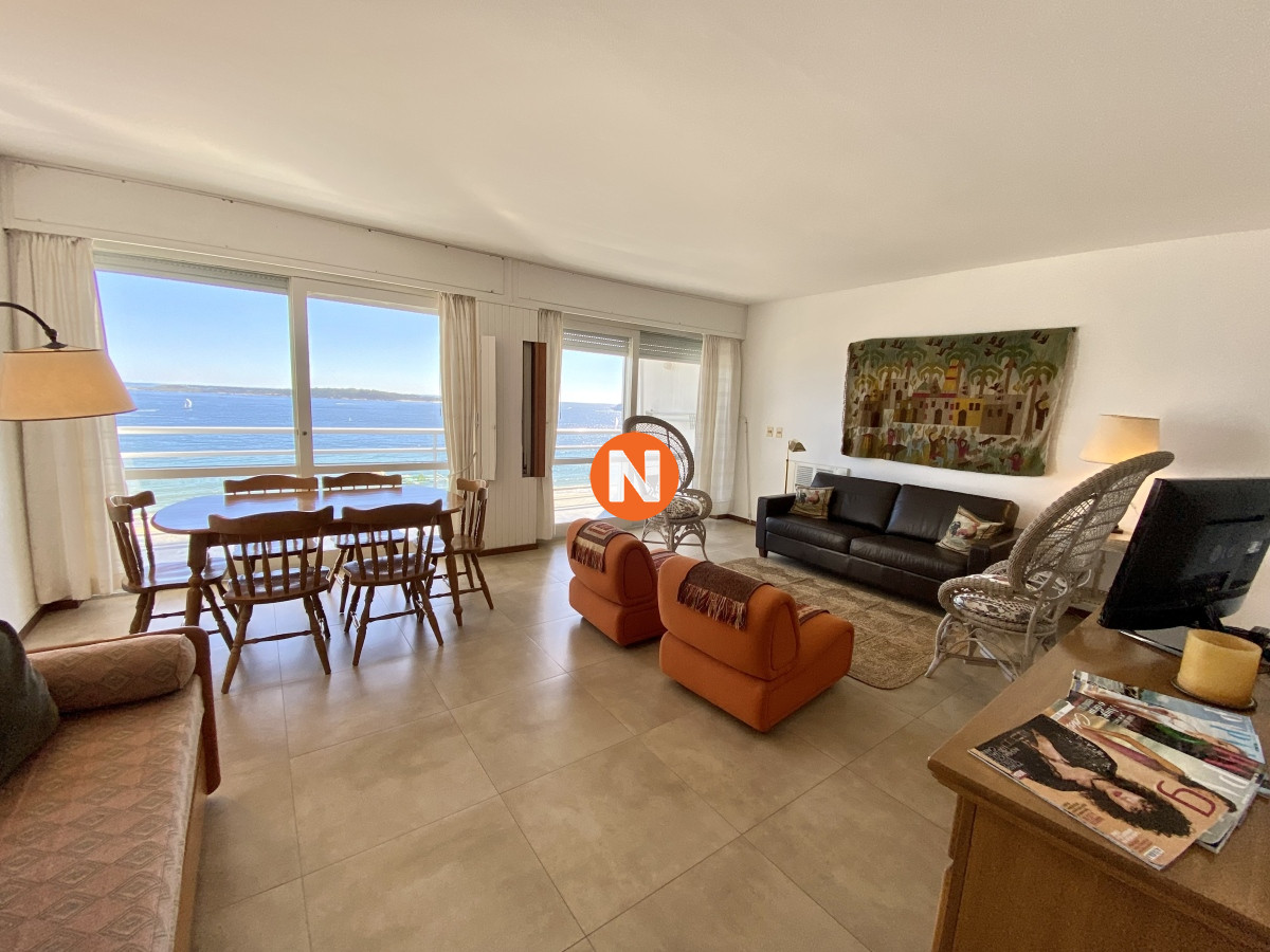 Apartamento Ref.221997 - Venta apto 2 dormitorios 2 baños Punta del Este