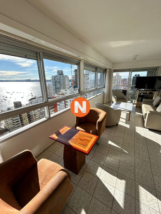 Apartamento Ref.203219 - Apartamento en venta o Alquiler, Peninsula, Punta del Este, 2 Dormitorios.