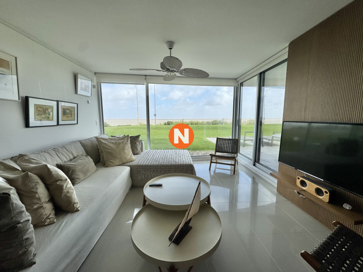 Apartamento Ref.225179 - Apartamento de 3 dormitorios en Península Frente a playa Mansa