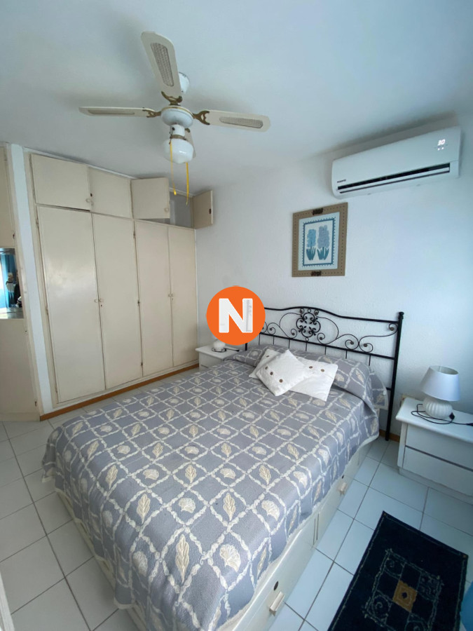 Apartamento Ref.6776 - Apartamento en Venta Península, Punta del Este, 2 Dormitorios.