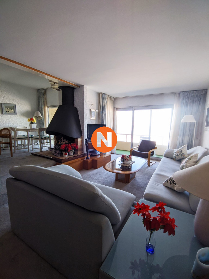 Apartamento Ref.218248 - Apartamento en Venta con un vista Al Mar Espectacular 