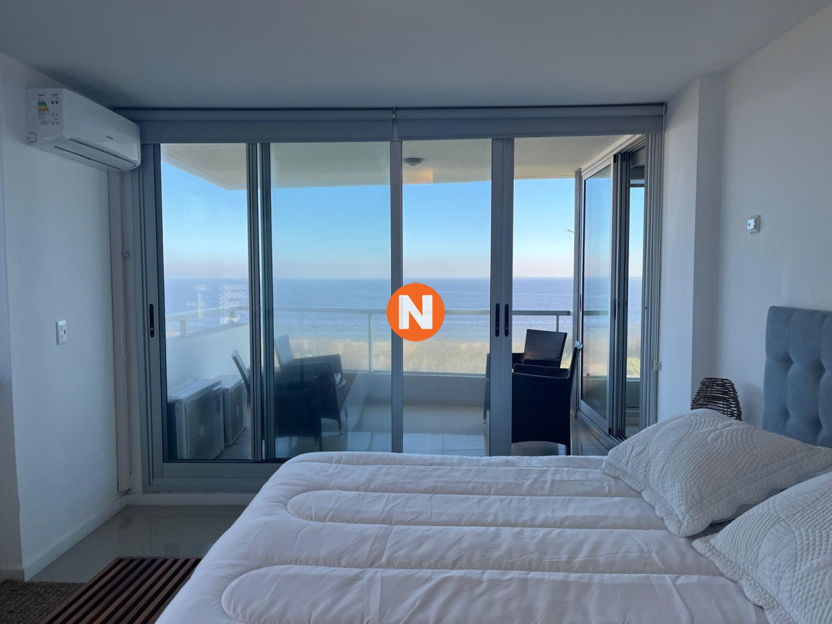 Apartamento Ref.204309 - Amplio departamento en primera fila sobre playa mansa en Pinares
