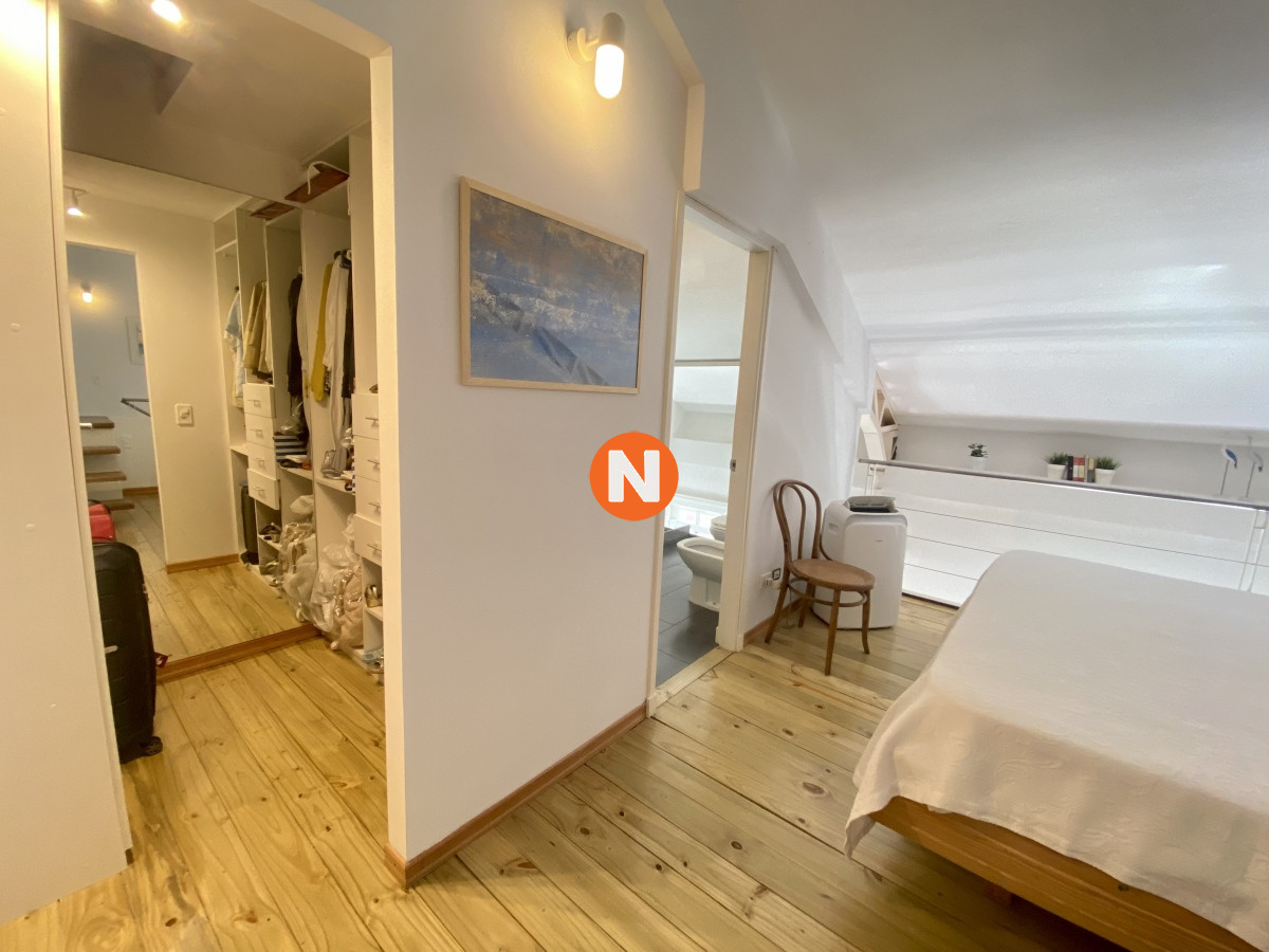 Apartamento Ref.222111 - Venta duplex 1 dormitorio Punta del Este