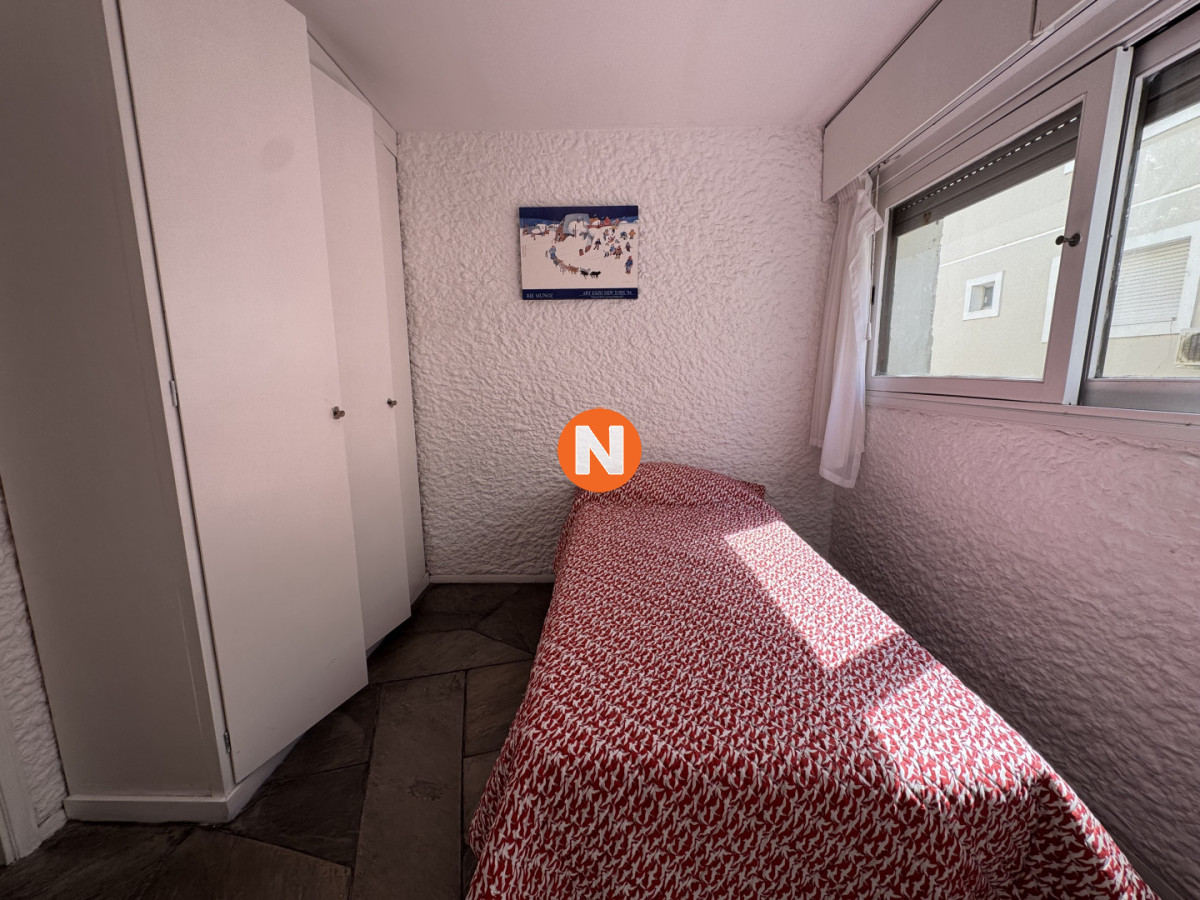 Apartamento Ref.225235 - PENINSULA VENTA DE APARTAMENTO DE 2 DORMITORIOS + DEPENDENCIA PUNTA DEL ESTE
