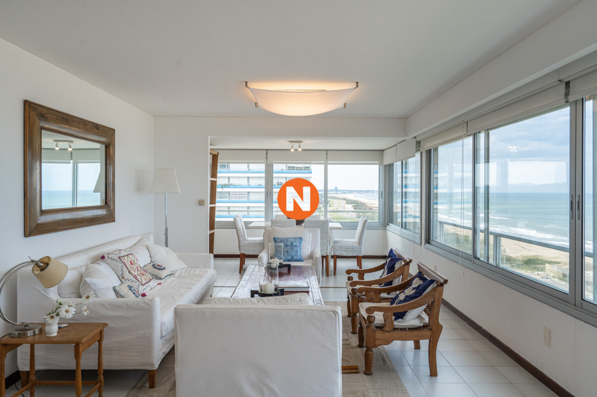 Apartamento Ref.155838 - Apartamento en Venta yAlquiler, Brava, Punta del Este, 3 Dormitorios.