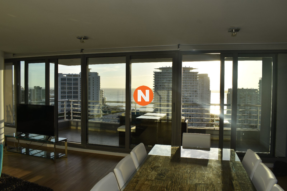 Apartamento Ref.213405 - Apartamento en Venta, Mansa, Punta del Este, 3 Dormitorios.