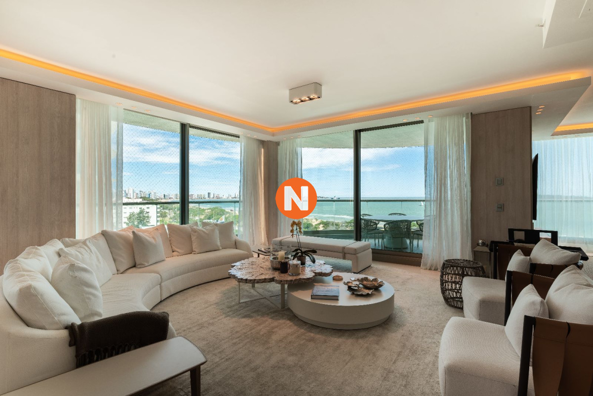 Apartamento Ref.220143 - Apartamento 5 dormitorios - Piscina - Parrillero - Playa Mansa - Punta del Este
