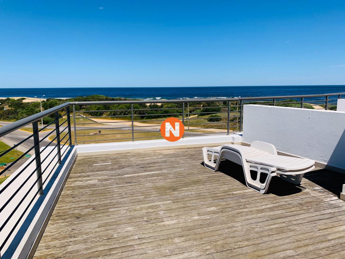 Apartamento Ref.202991 - VENTA DE APARTAMENTO DE 3 DORMITORIOS EN SUITE FRENTE AL MAR EN EDIFICIO BLUE BIRD