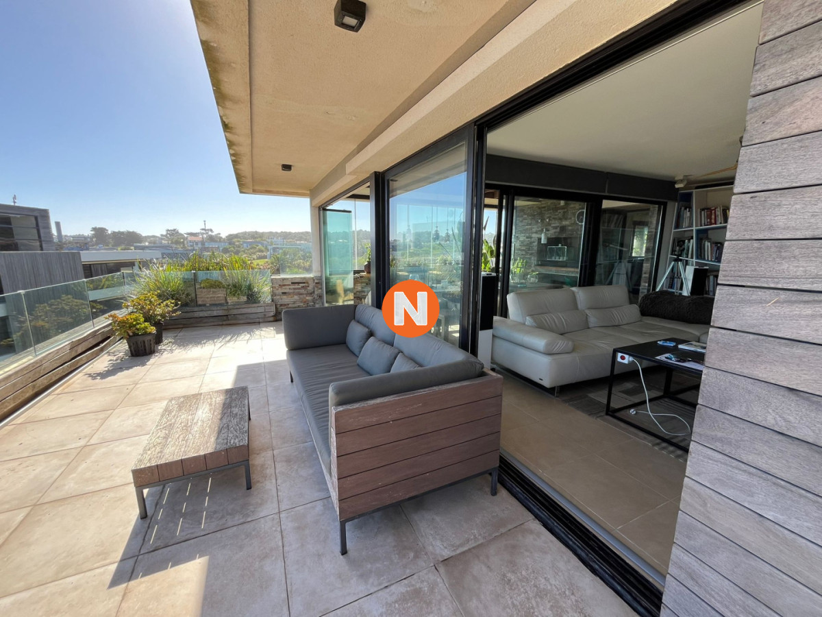 Apartamento Ref.225355 - Apartamento con vista al mar y gran ubicación 