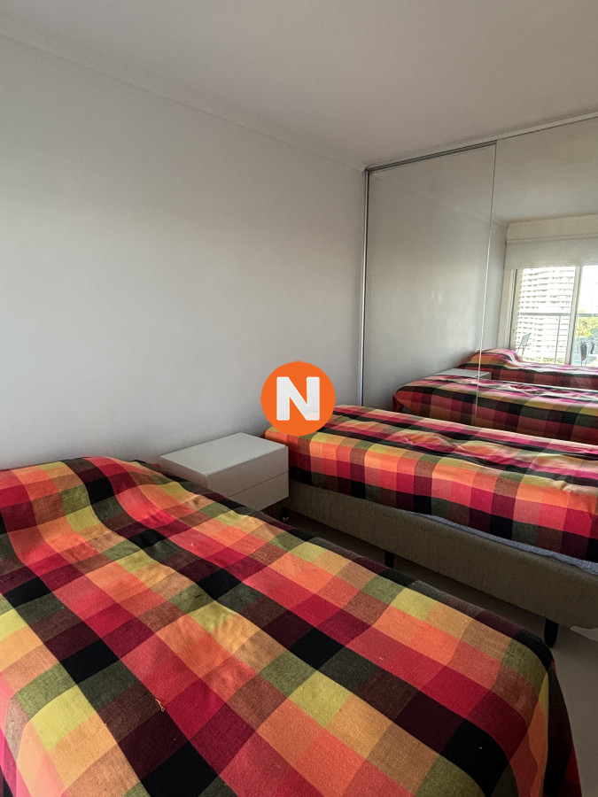 Apartamento Ref.201709 - Apartamento en Venta, Mansa, Punta del Este, 2 Dormitorios.