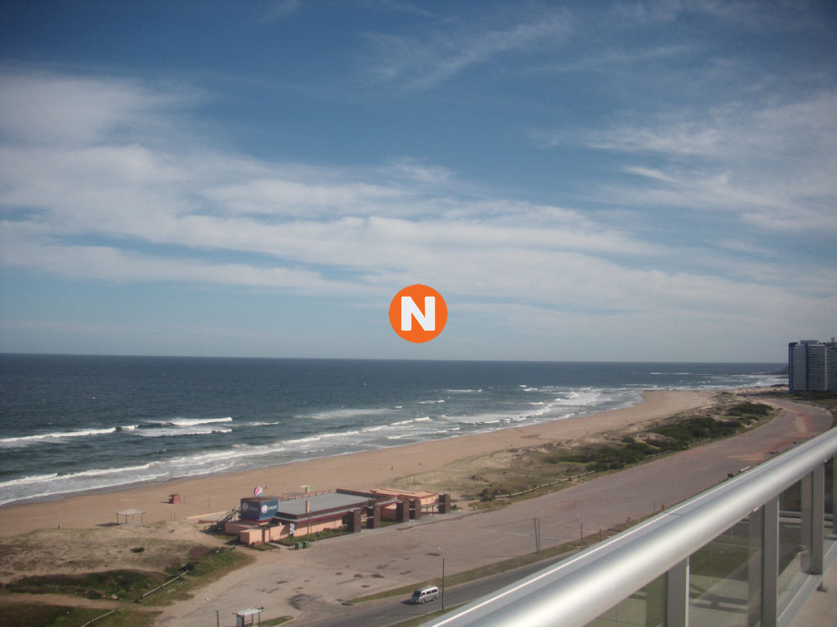 Apartamento Ref.224555 - Increíble apartamento de 3 dormitorios, A la Venta