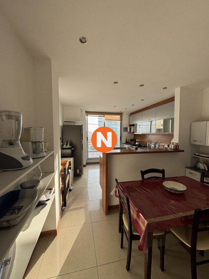 Apartamento Ref.200635 - Penthouse a la Venta, en Roosevelt, 3 dormitorios