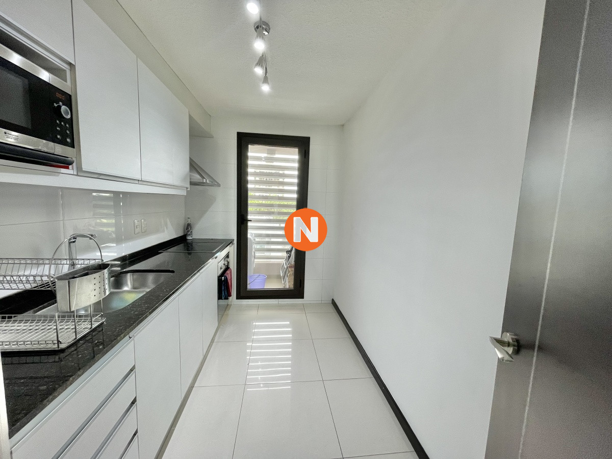 Apartamento Ref.213443 - ALQUILER  APARTAMENTO DE 3 DORMITORIOS EN PISO ALTO EN EDIFICIO STRADIVARIUS PUNTA DEL ESTE