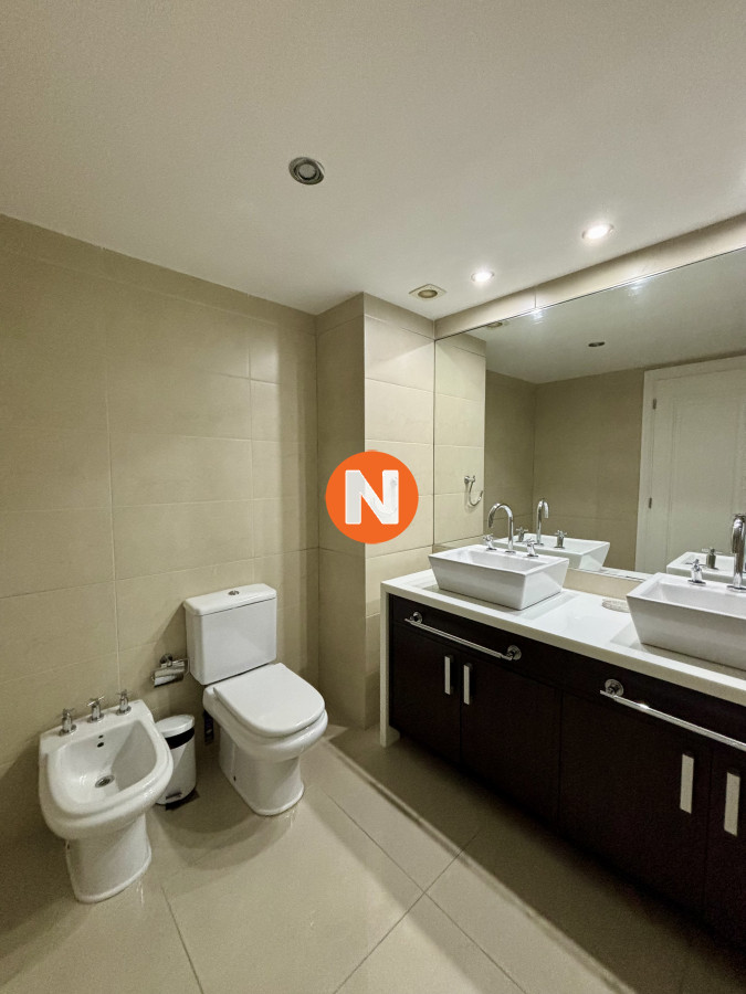 Apartamento Ref.223917 - Moderno apartamento frente a Playa Brava - amplitud y confort