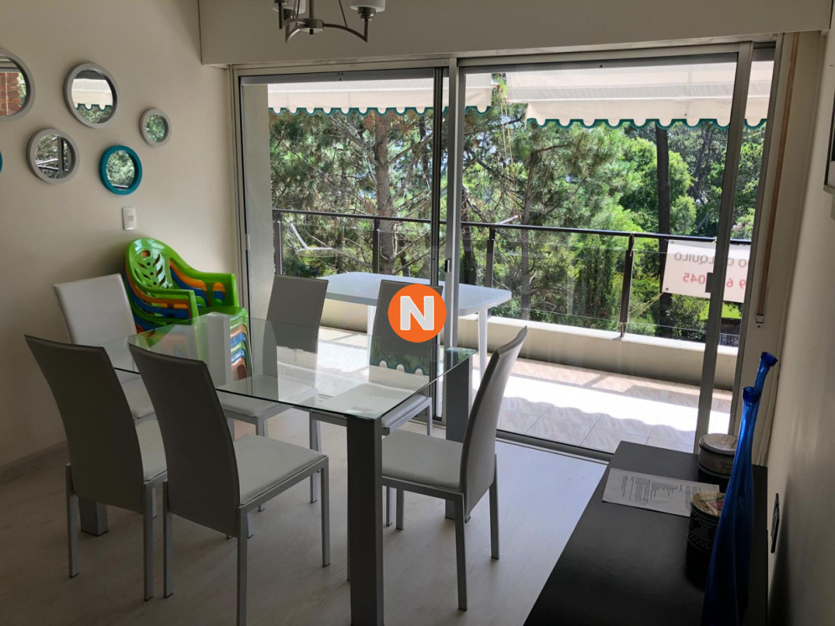 Apartamento Ref.214138 - Luminoso Apartamento 4 dormitorios Frente a Mansa
