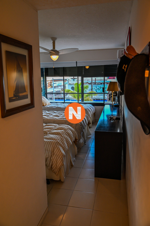 Apartamento Ref.9446 - Apartamento en Venta y Alquiler, Peninsula, Punta del Este, 3 Dormitorios.