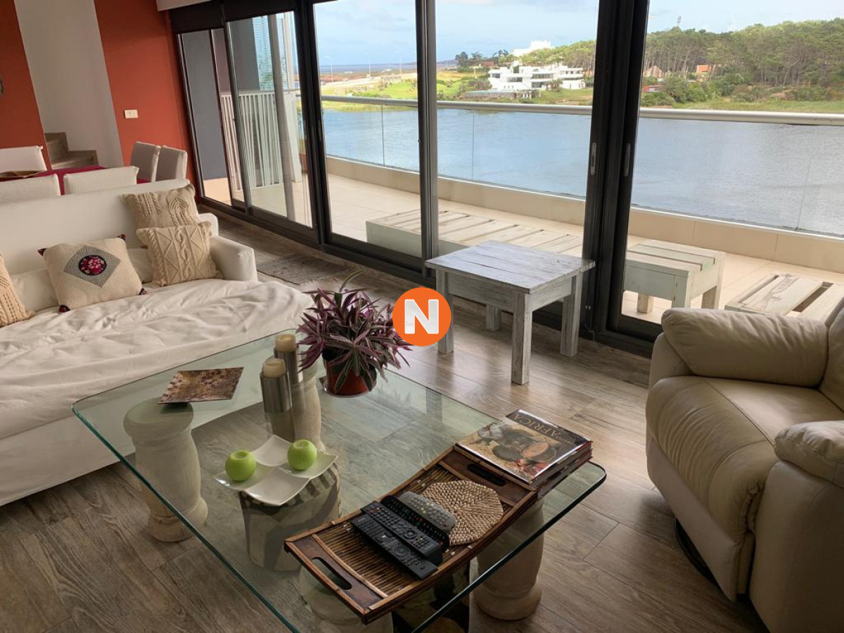 Apartamento Ref.216761 - Apartamento en espectacular vista en Punta del Este!