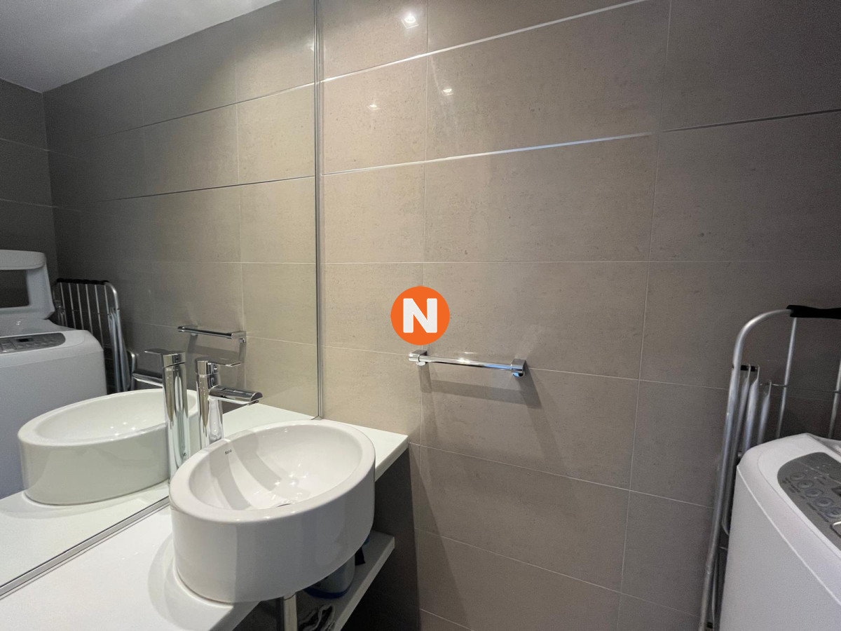 Apartamento Ref.9422 - Apartamento en Venta y Alquiler, Mansa, Punta del Este, 2 Dormitorios.
