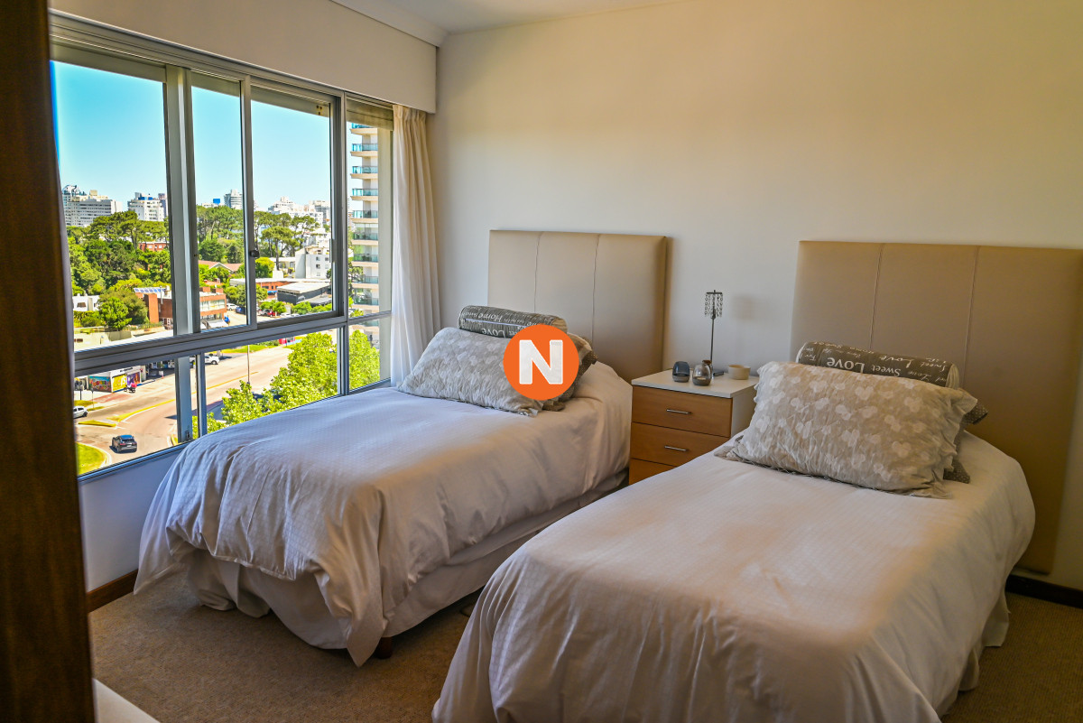 Apartamento Ref.155996 - Apartamento en Venta, Roosevelt, Punta del Este, 2 Dormitorios.