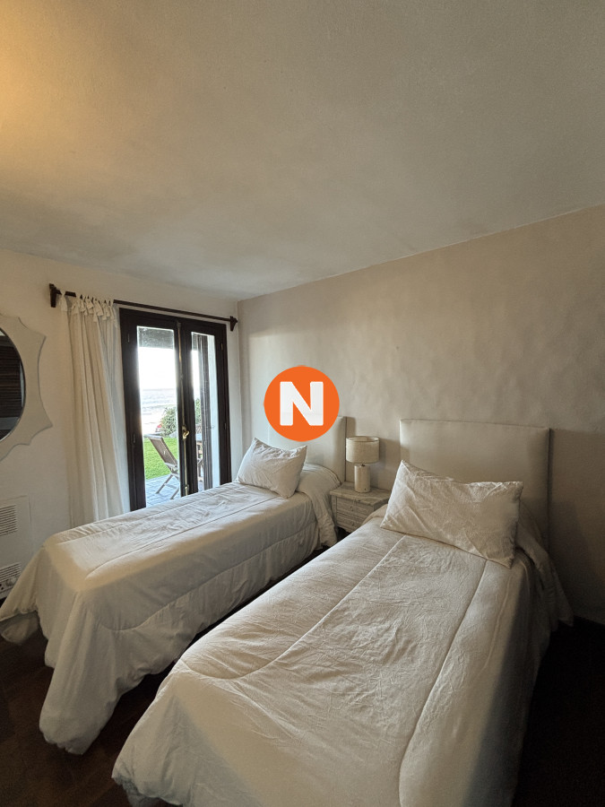 Apartamento Ref.111 - Apartamento en Alquiler, Peninsula, Punta del Este, 3 Dormitorios.