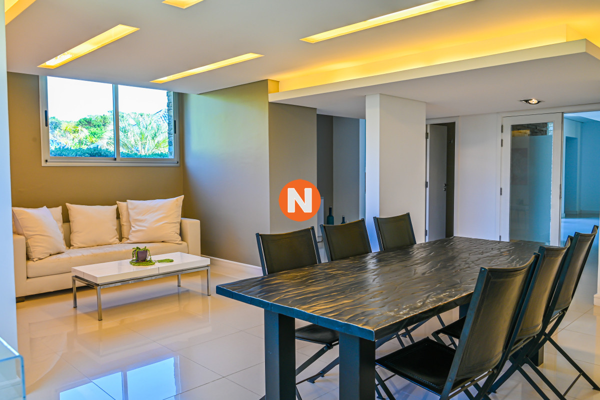 Apartamento Ref.223097 - Apartamento de 3 Dormitorios en Venta en la Brava