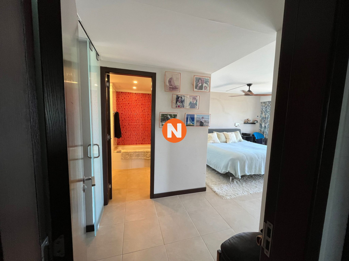 Apartamento Ref.225355 - Apartamento con vista al mar y gran ubicación 