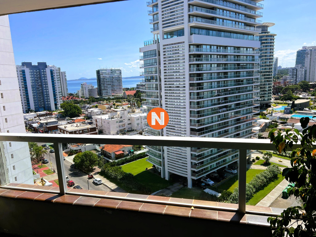 Apartamento Ref.223387 - Apartamento en Venta, 3 dormitorios, Playa Brava