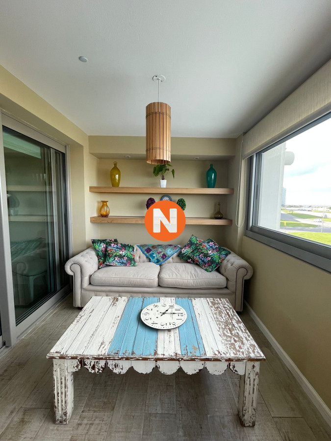 Apartamento Ref.214491 -  Venta y Alquiler apto 3 dormitorios  Primera Linea