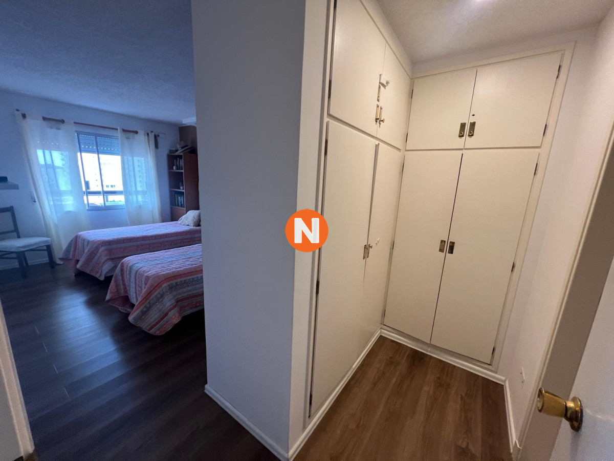 Apartamento Ref.9683 - Apartamento en Venta, Brava, Punta del Este, 2 Dormitorios.