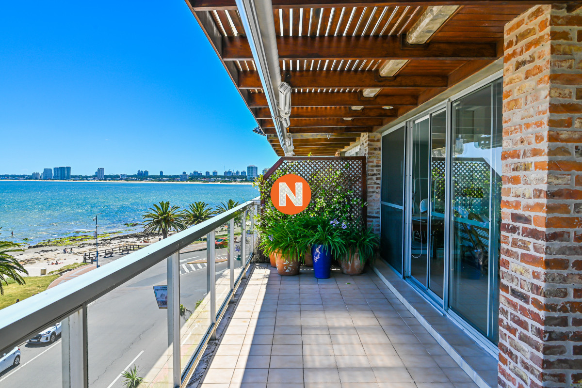 Apartamento Ref.9184 - Apartamento en venta y alquiler, Peninsula, Punta del Este, 3 Dormitorios.