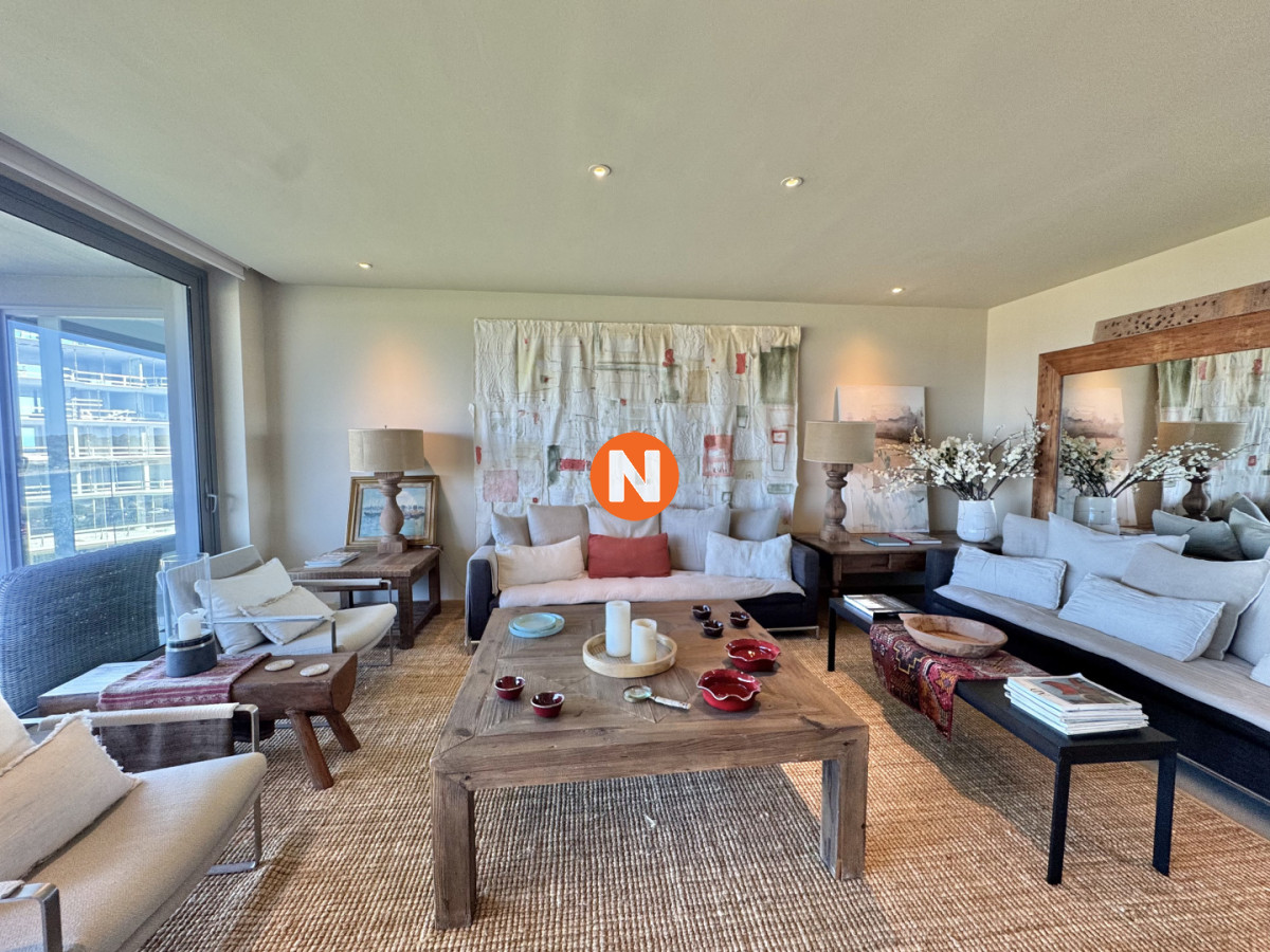 Apartamento Ref.224740 - TIBURON TERRAZAS BARRA APARTAMENTO VENTA DE 3 SUITES + DEPENDENCIA PUNTA DEL ESTE