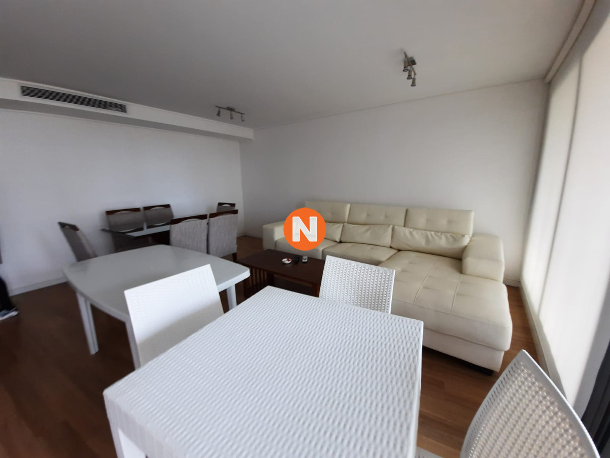 Apartamento Ref.200368 - Apartamento en Venta y Alquiler, Mansa, Punta del Este, 2 Dormitorios.