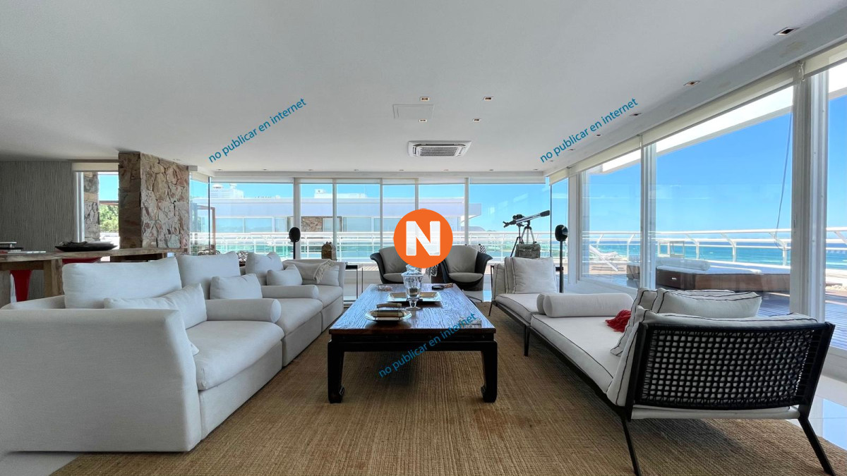 Apartamento Ref.220529 - VENTA DE APARTAMENTO PENTHOUSE DE 4 DORMITORIOS EN EDIFICIO AQUALINA PUNTA DEL ESTE