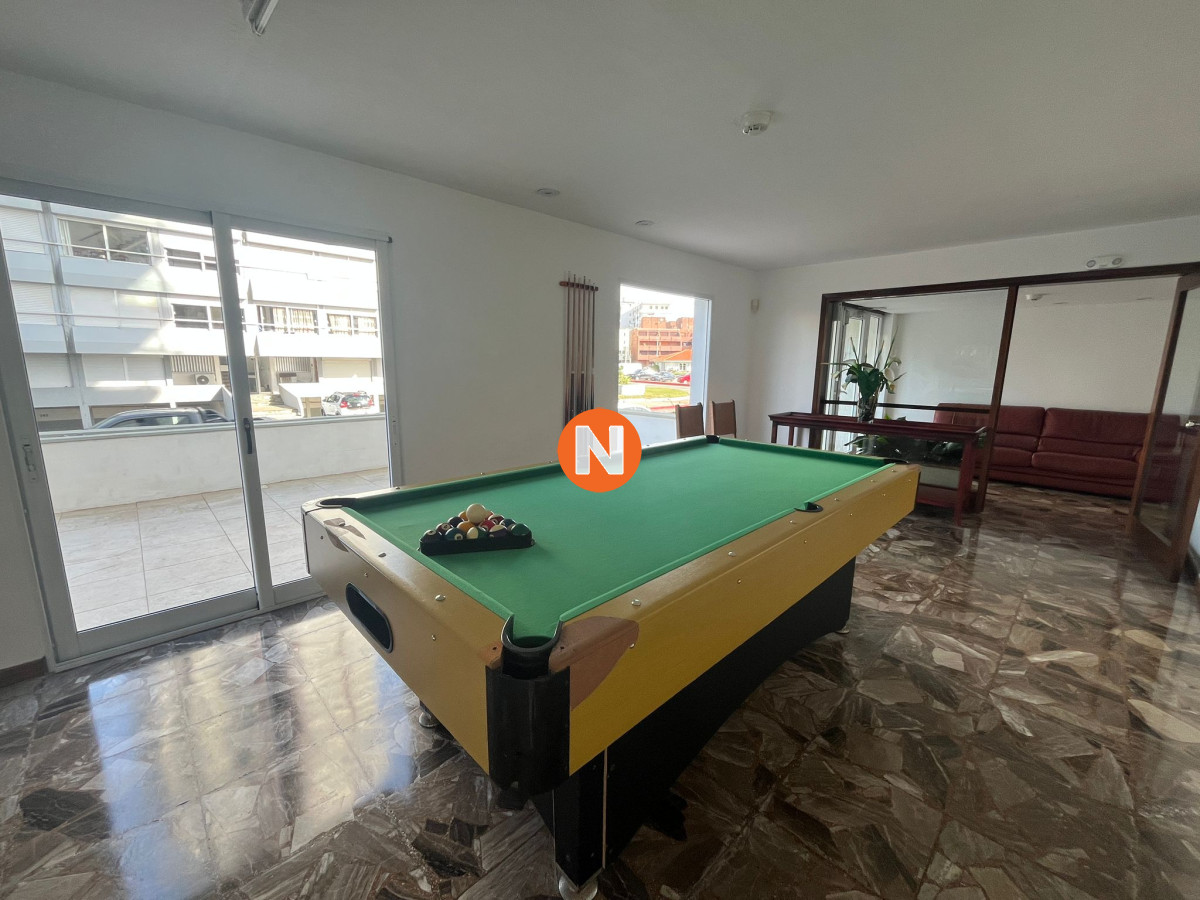 Apartamento Ref.203730 - Hermoso apartamento en primera linea al mar, en Venta y Alquiler, Mansa, Punta del Este, 3 Dormitorios.