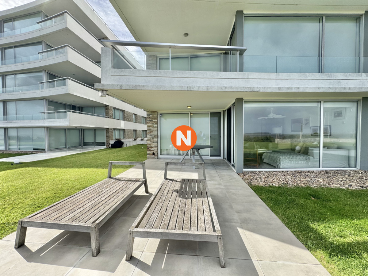 Apartamento Ref.225179 - Apartamento de 3 dormitorios en Península Frente a playa Mansa