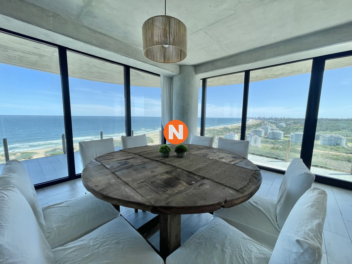 Apartamento Ref.220147 - VENTA DE APARTAMENTO DE 2 DORMITORIOS EN SUITE EN EDIFICIO SURFSIDE PUNTA DEL ESTE